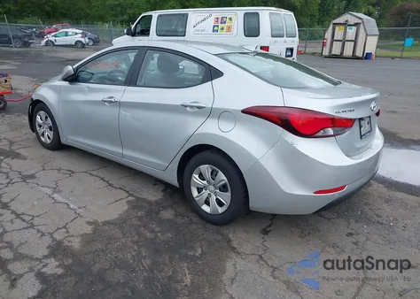2016 Hyundai Elantra Se z USA, uszkodzony, nr VIN 5NPDH4AE7GH680200